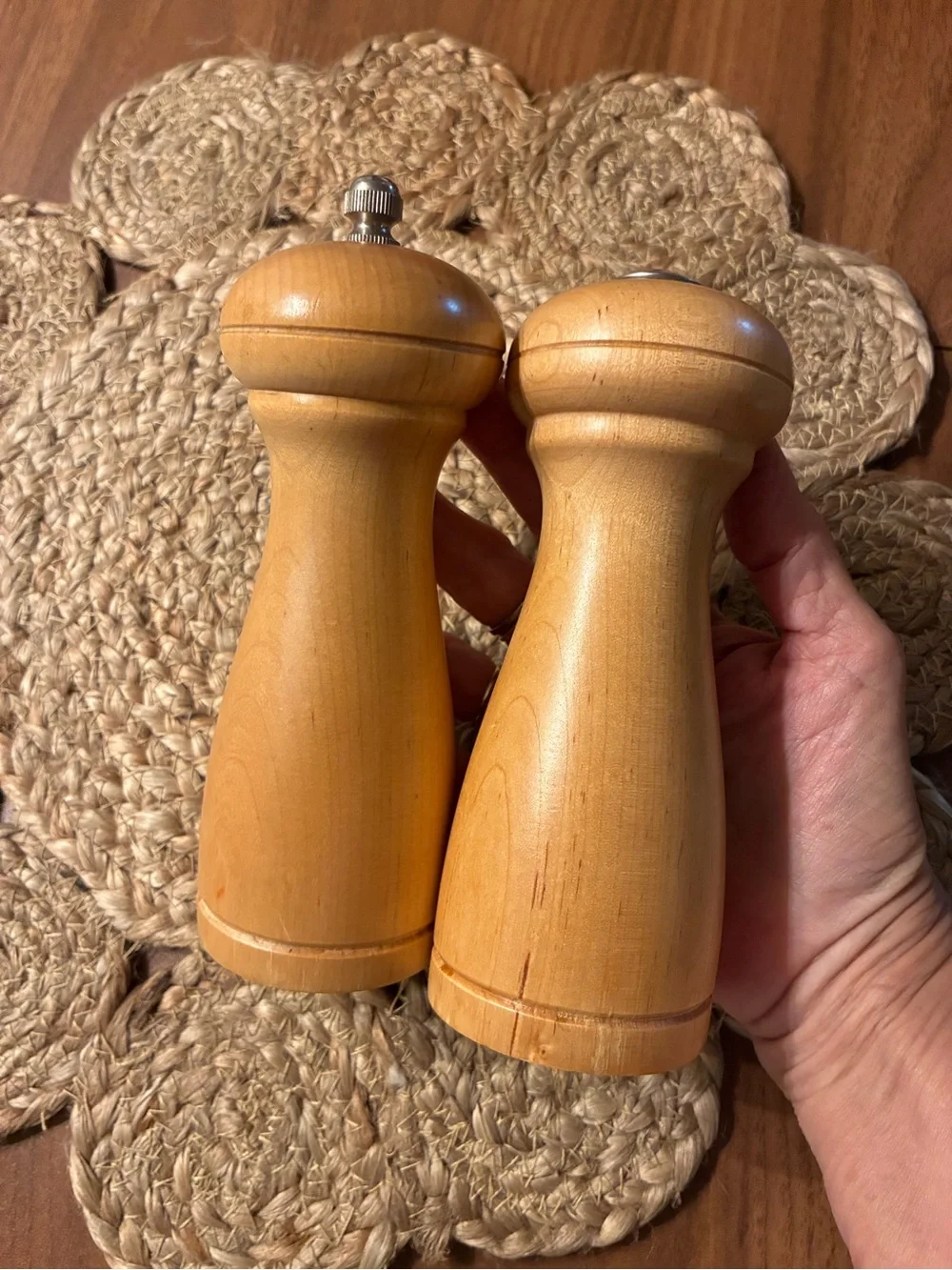 Salt and pepper grinder shaker mill wooden 6”
